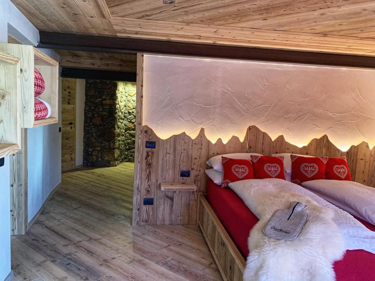 Grizzly Haus & Frosch Restaurant - Teritoria Bed & Breakfast Варена Екстериор снимка