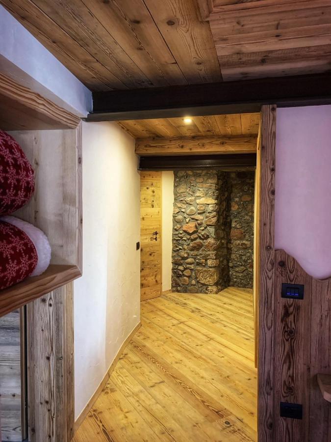 Grizzly Haus & Frosch Restaurant - Teritoria Bed & Breakfast Варена Екстериор снимка