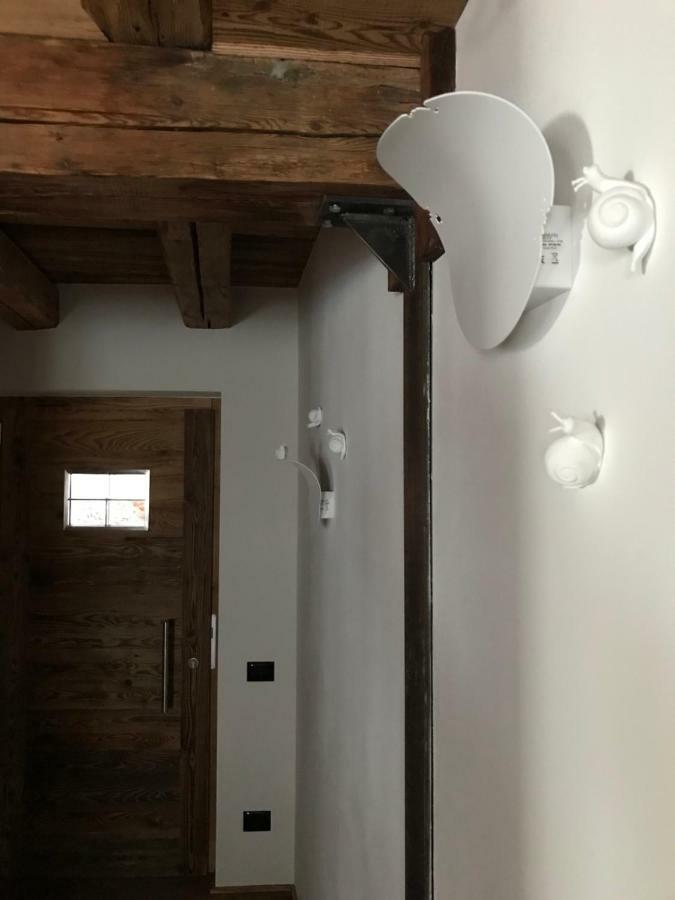 Grizzly Haus & Frosch Restaurant - Teritoria Bed & Breakfast Варена Екстериор снимка